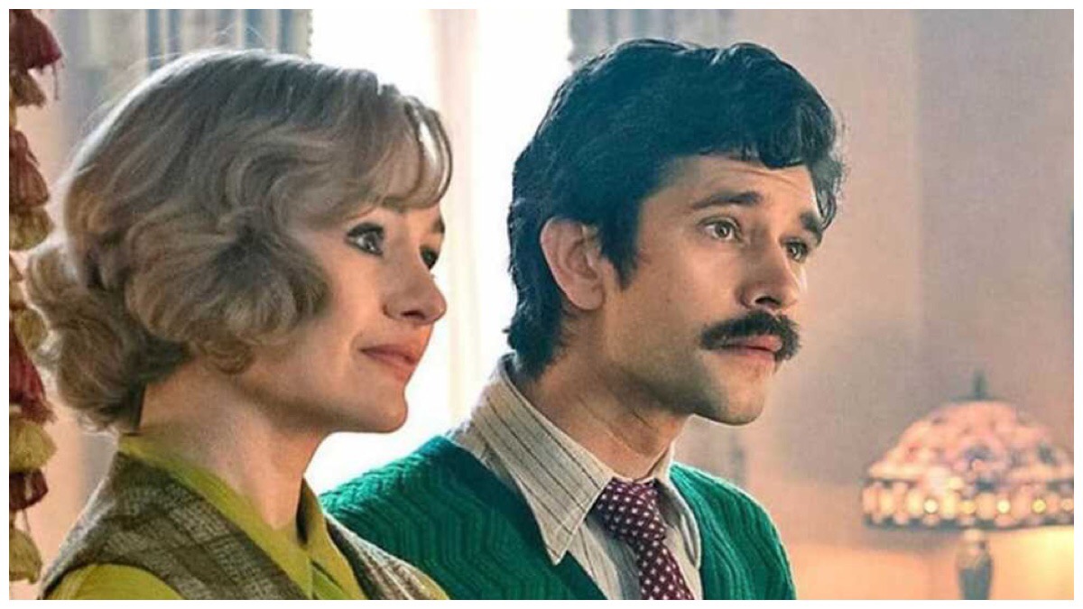Emily Mortimer and Ben Wsishaw as Jane and Michael Banks