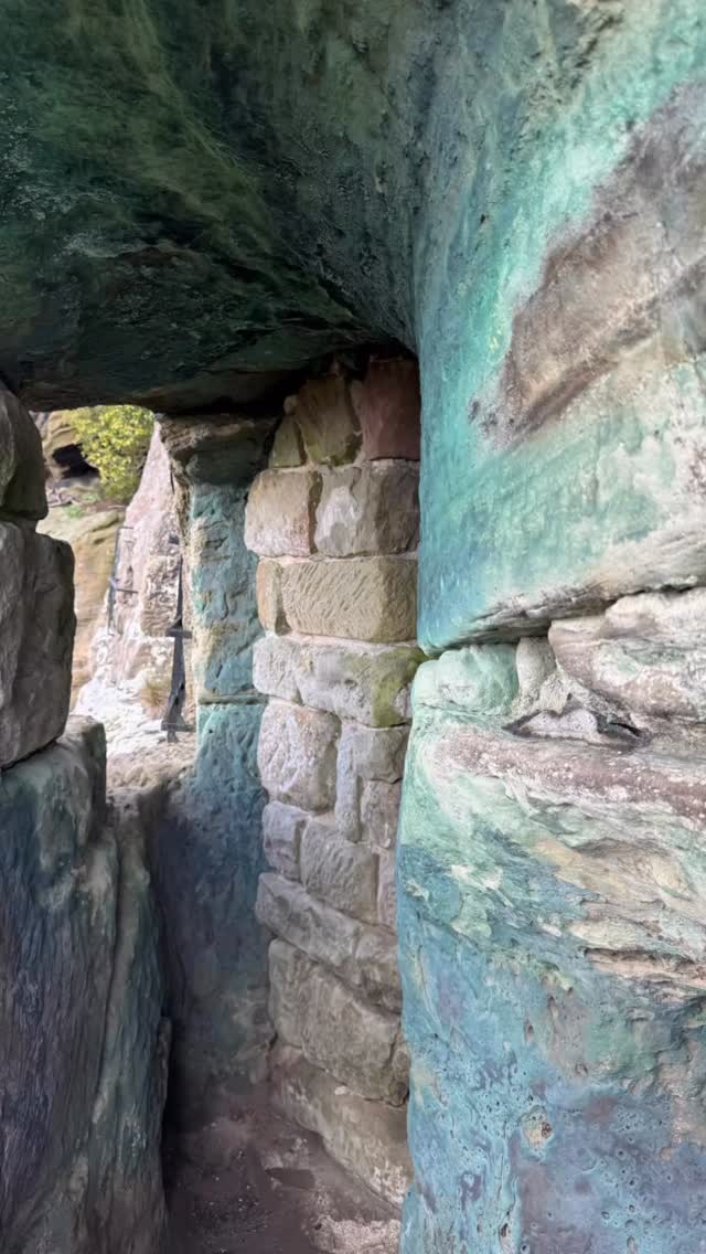 Some views from Ravens Shelf and Raynard’s Walk at Hawkstone Park Follies. Lots of views… and lots of steps!!

Great place for a wander. Would recommend. #hawkstoneparkfollies #shropshire #ukwalks #familydaysout #hiddengemsuk