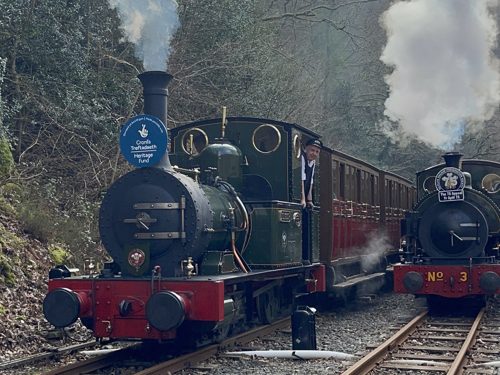 Dolgoch passing Sir Haydn at Abergynolwyn Station