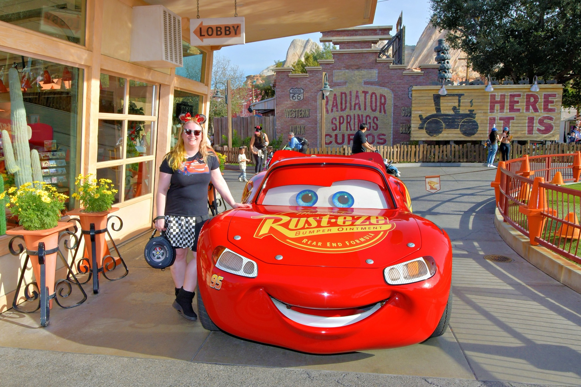 Selfie of Rebecca with Lightning McQueen 